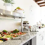 Messehotel Koeln-deutz Hotel 3*