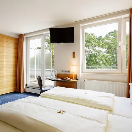 Отель Messehotel Koeln-deutz