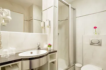 Messehotel Koeln-deutz Otel