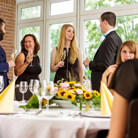 ホテル Messehotel Koeln-deutz