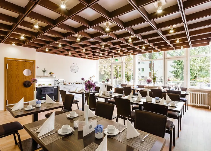 Hotel Messehotel Koeln-deutz 3*