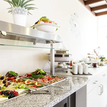 Messehotel Koeln-deutz Отель 3*