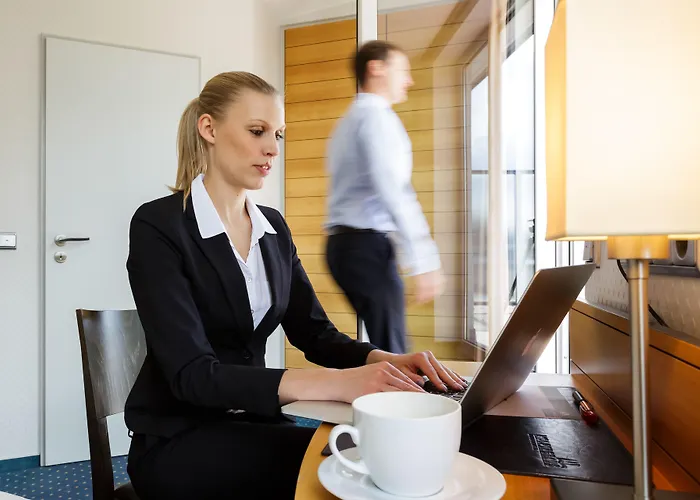 Messehotel Koeln-deutz Hotell